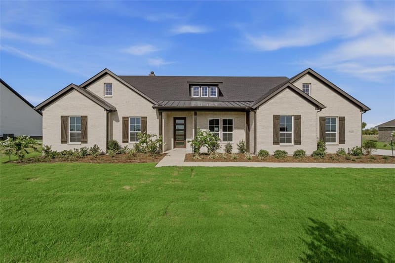2305 Quartz Street, Krum TX 76249 - Photo 2