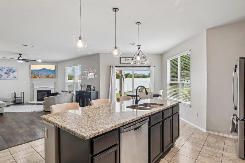 9141 Cranston Court, Providence Village TX 76227 - Photo 11
