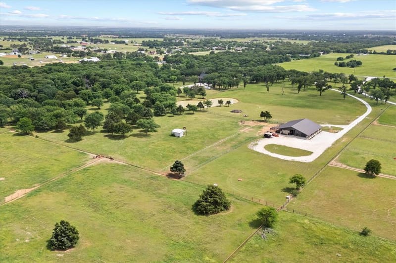 10701 Osburn Road, Pilot Point TX 76258 - Photo 33