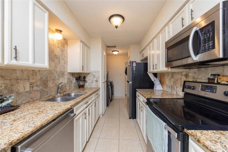 4806 Rollingwood Court, Garland TX 75043 - Photo 8