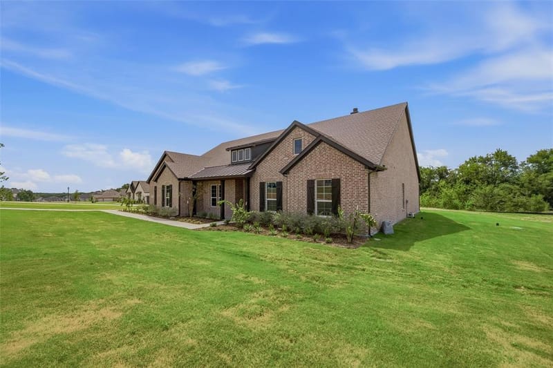 903 Perrin Lane, Van Alstyne TX 75495 - Photo 4
