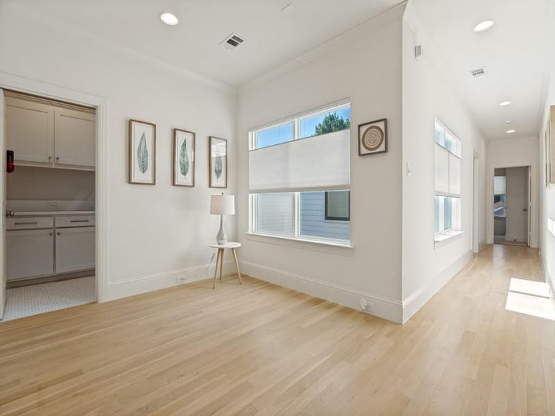 732 W 7th Street, Dallas TX 75208 - Photo 16