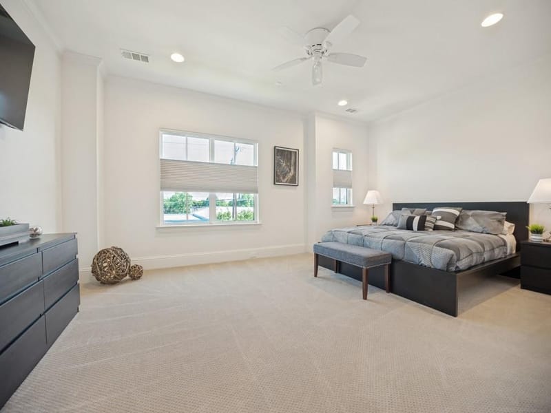 732 W 7th Street, Dallas TX 75208 - Photo 11