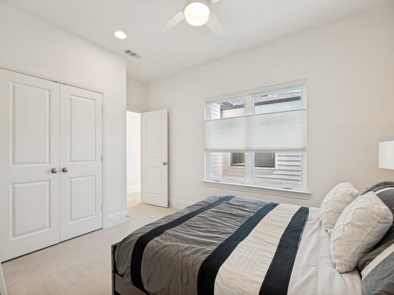 732 W 7th Street, Dallas TX 75208 - Photo 19