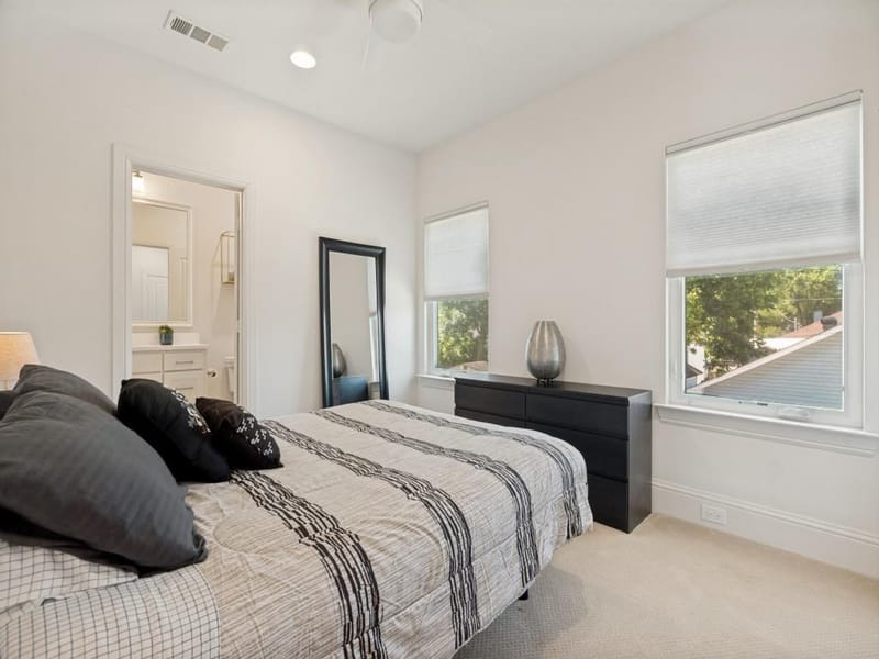 732 W 7th Street, Dallas TX 75208 - Photo 21