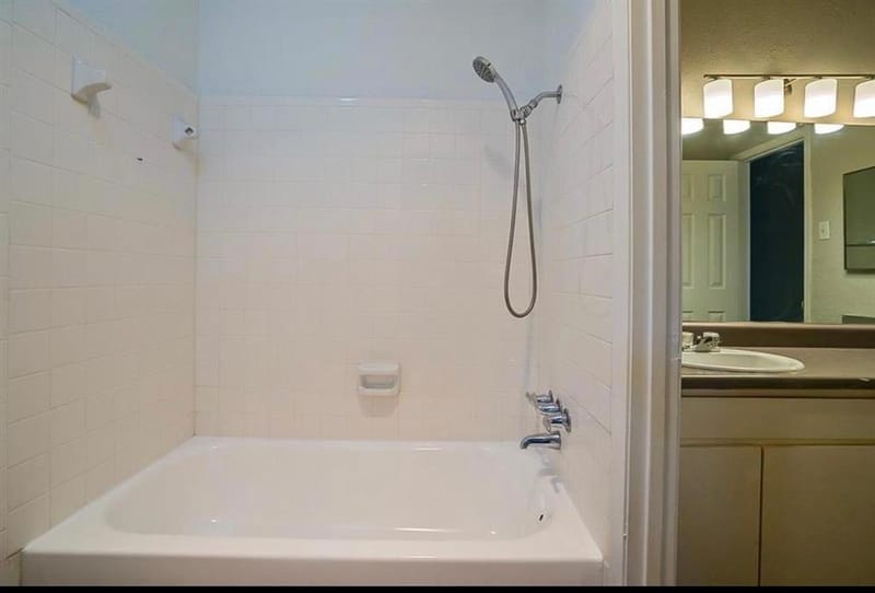 735 Valiant Circle, Garland TX 75043 - Photo 11