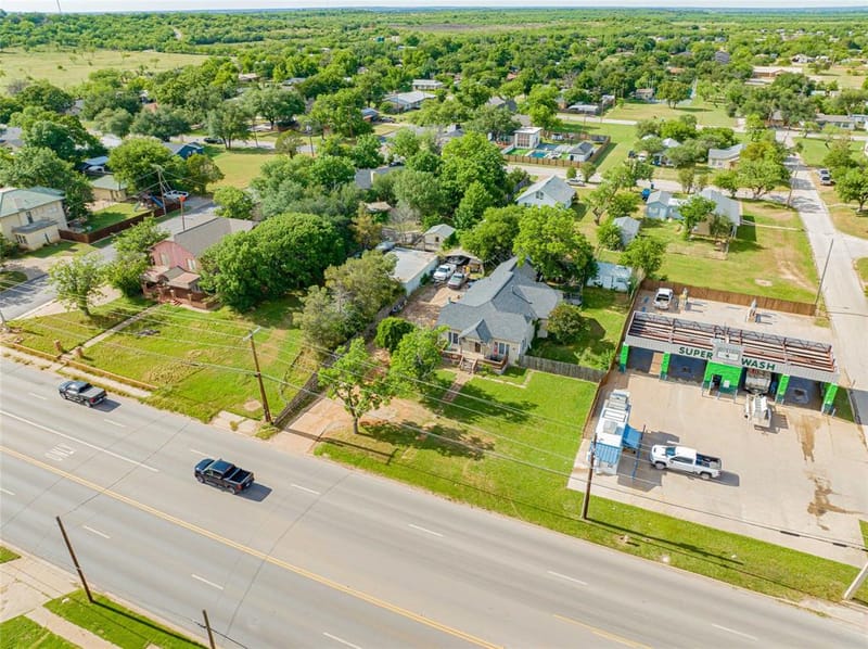 1404 W Walker Street, Breckenridge TX 76424 - Photo 6