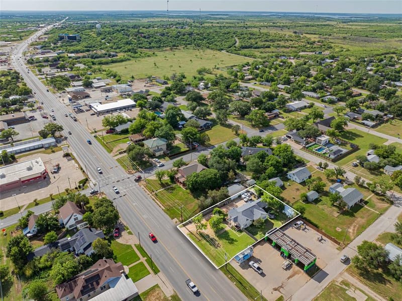 1404 W Walker Street, Breckenridge TX 76424 - Photo 7