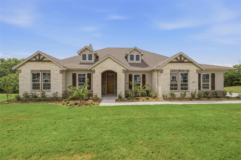 1001 Perrin Lane, Van Alstyne TX 75495 - Photo 2