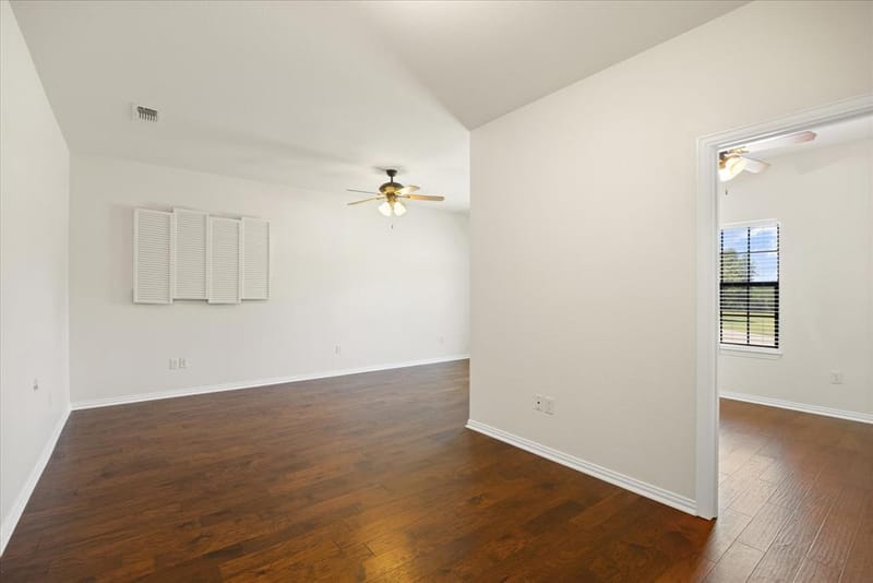 425 Indian Mountain Court, Granbury TX 76048 - Photo 6