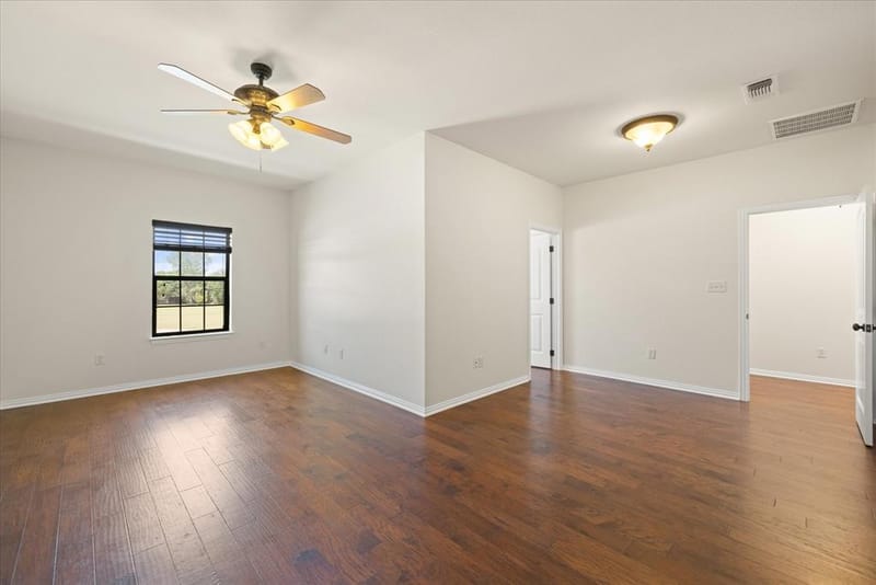 425 Indian Mountain Court, Granbury TX 76048 - Photo 7