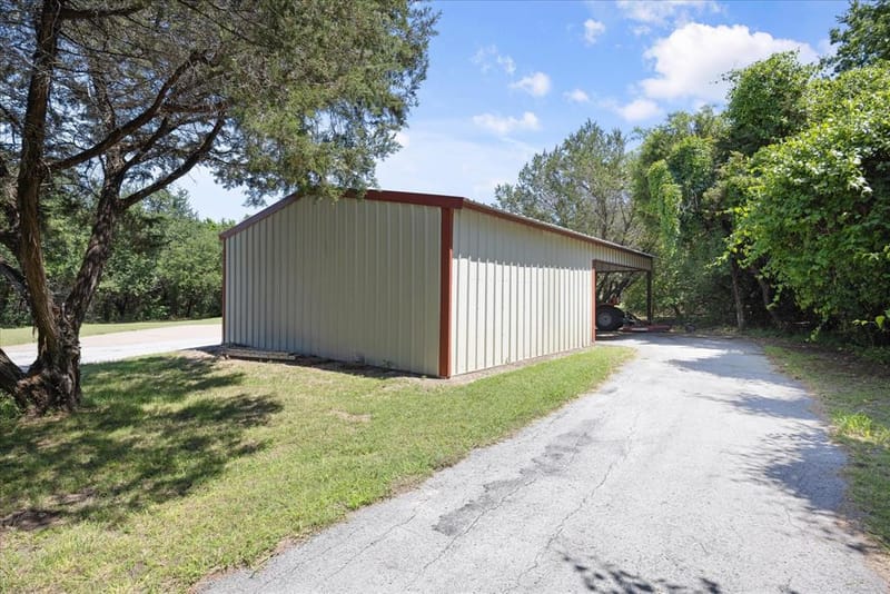 425 Indian Mountain Court, Granbury TX 76048 - Photo 28