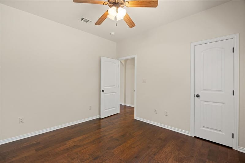 425 Indian Mountain Court, Granbury TX 76048 - Photo 18