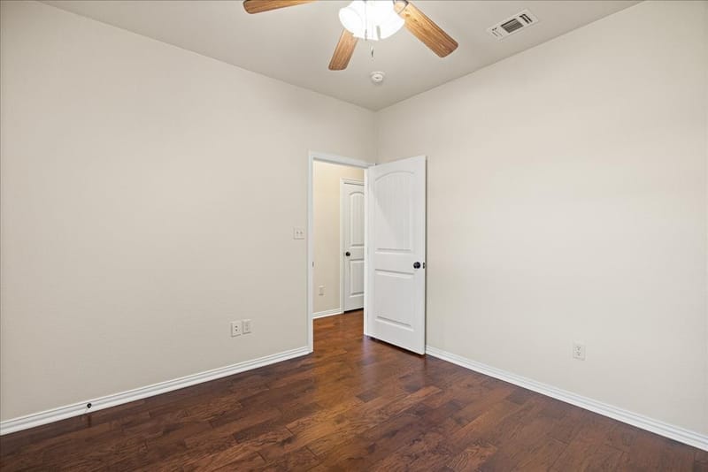 425 Indian Mountain Court, Granbury TX 76048 - Photo 19