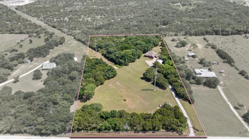 425 Indian Mountain Court, Granbury TX 76048 - Photo 39