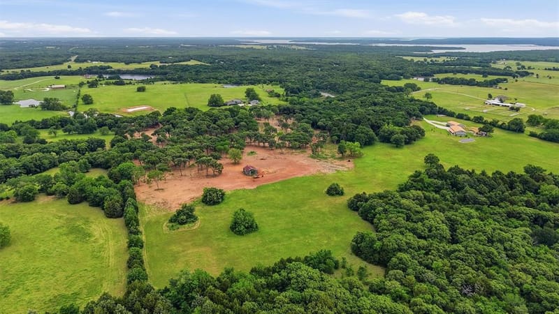 410 Arkansas Rd, Sadler TX 76264 - Photo 38