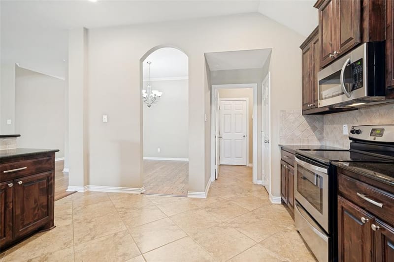 111 Haymeadow Drive, Crandall TX 75114 - Photo 6