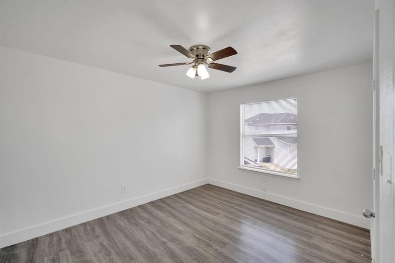 2306 Balvanera Plaza, Dallas TX 75211 - Photo 20