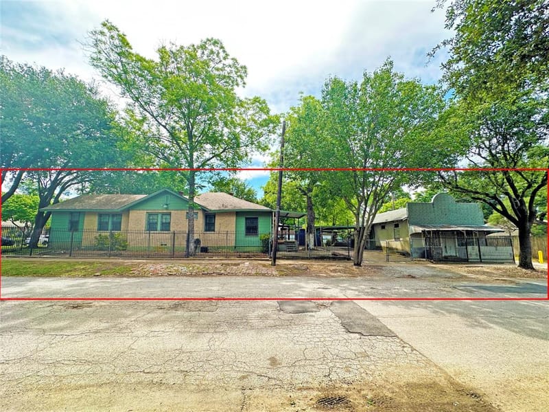 1001 Grandview Avenue, Dallas TX 75223 - Photo 6