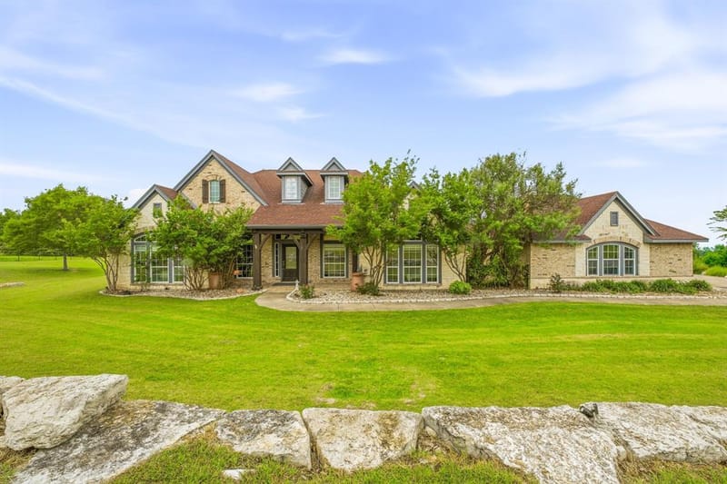 1914 Bentwater Parkway, Granbury TX 76049 - Photo 9
