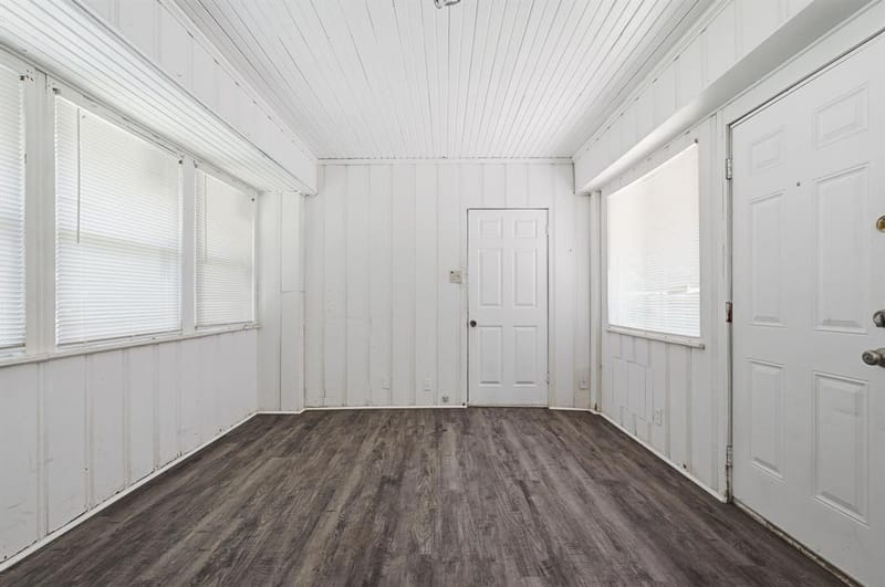 2806 E Atoll Drive, Dallas TX 75216 - Photo 7