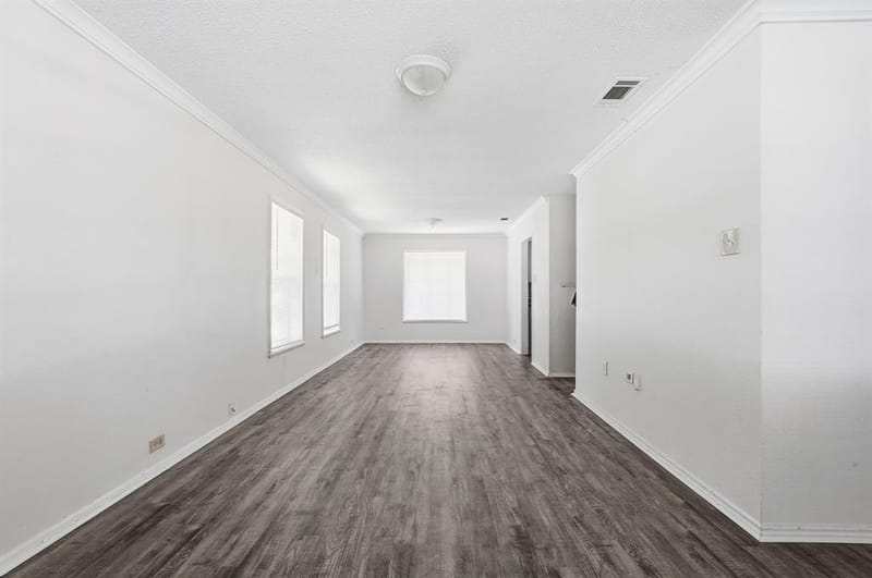 2806 E Atoll Drive, Dallas TX 75216 - Photo 9