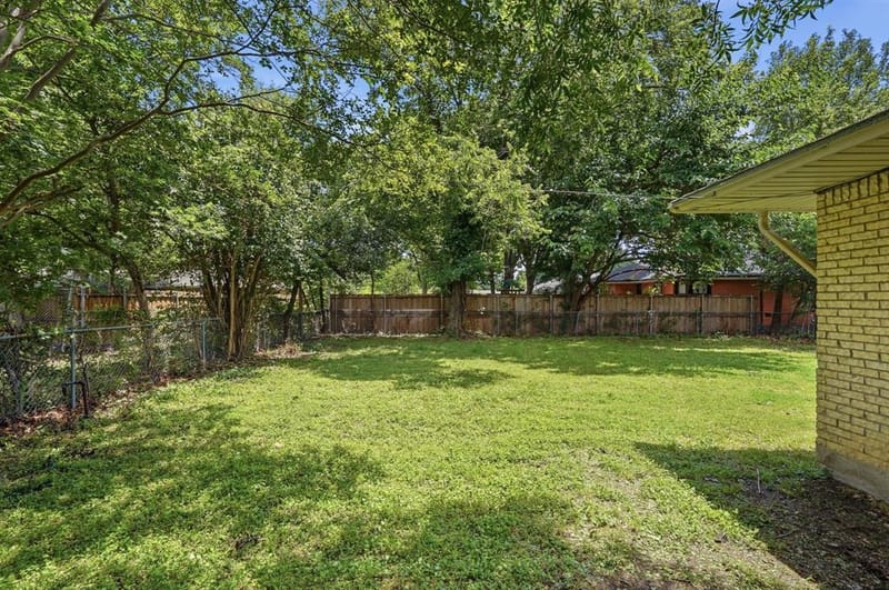 2806 E Atoll Drive, Dallas TX 75216 - Photo 31