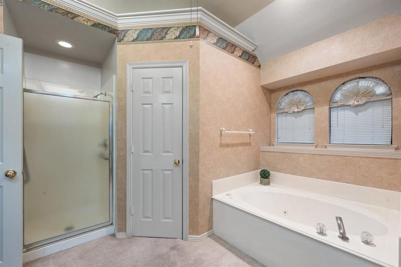 413 Lincoln Oaks Drive, Burleson TX 76028 - Photo 20
