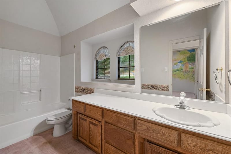 413 Lincoln Oaks Drive, Burleson TX 76028 - Photo 15