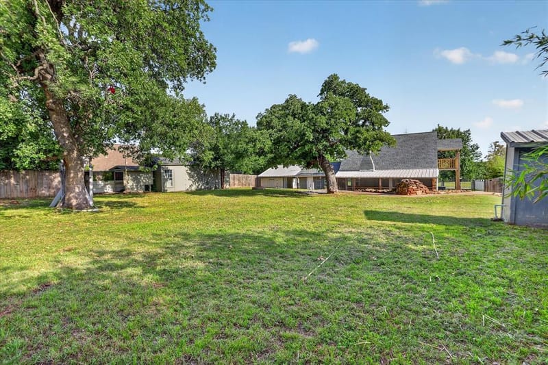 12410 Deeds Court, Azle TX 76020 - Photo 34