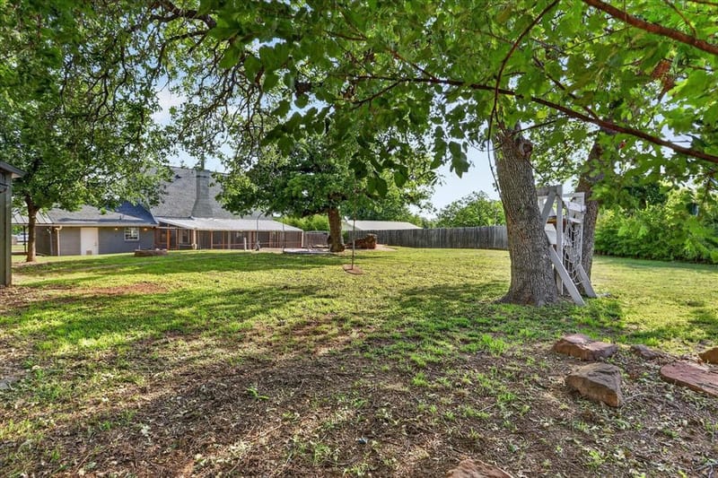 12410 Deeds Court, Azle TX 76020 - Photo 35