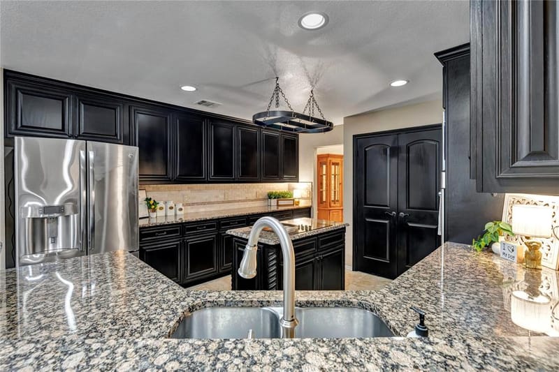 2405 Charlene Drive, Plano TX 75074 - Photo 10