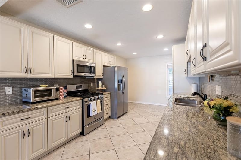 3509 Rogers Avenue, Fort Worth TX 76109 - Photo 12