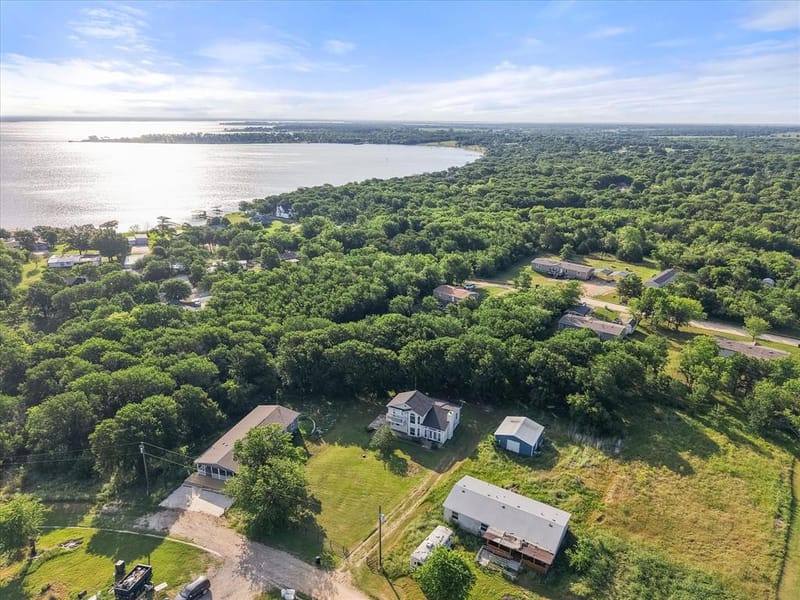 134 County Road 3048, Corsicana TX 75109 - Photo 2