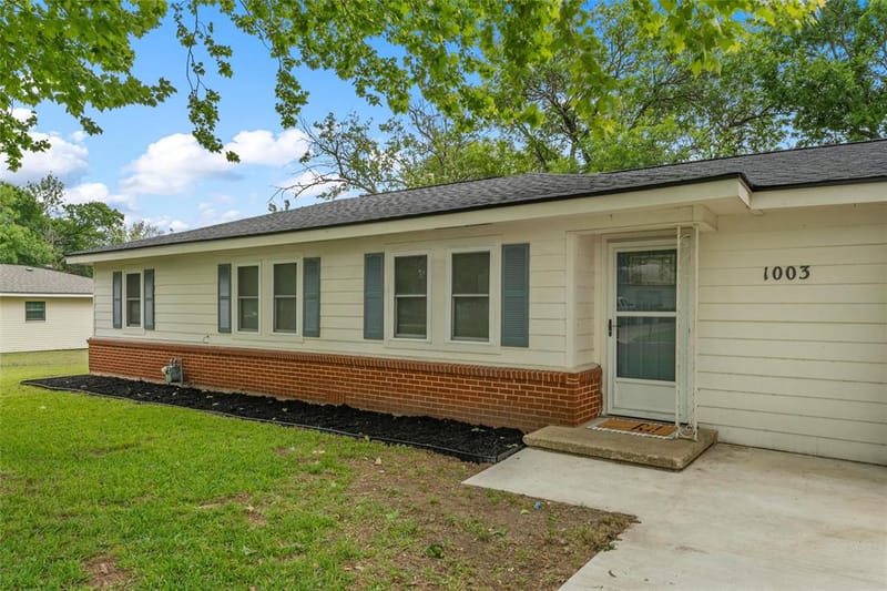 1003 Donlo Street, Robinson TX 76706 - Photo 3