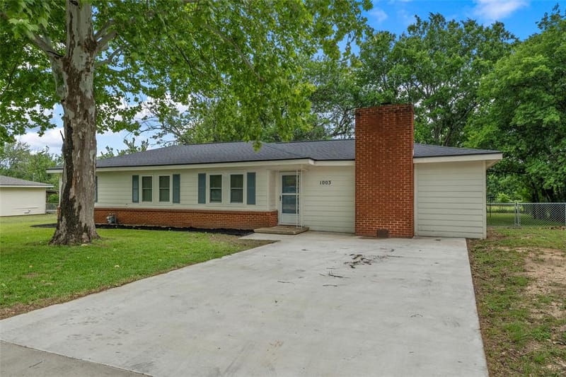 1003 Donlo Street, Robinson TX 76706 - Photo 4