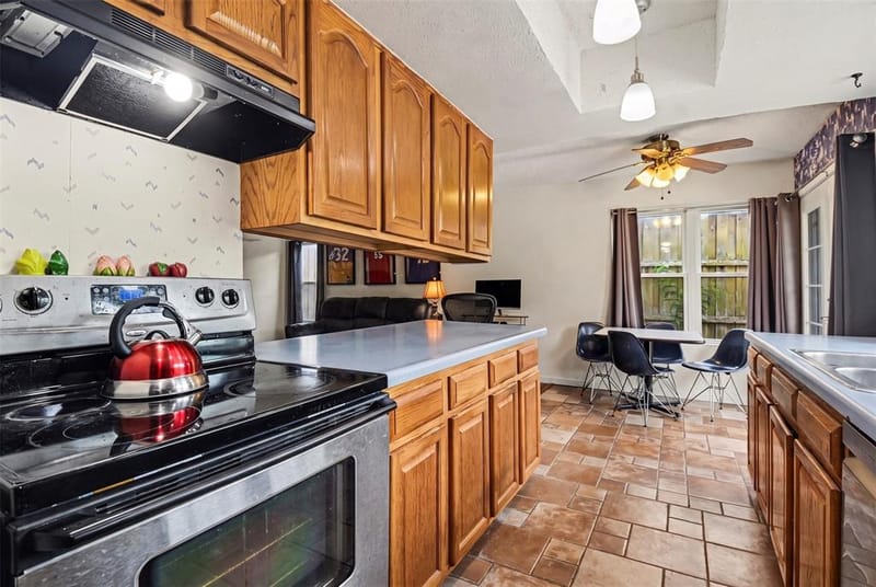 5518 Round Rock Road, Garland TX 75044 - Photo 9