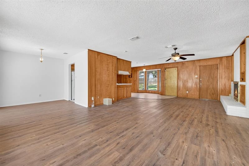 3505 Oak Haven Drive, Forest Hill TX 76119 - Photo 6