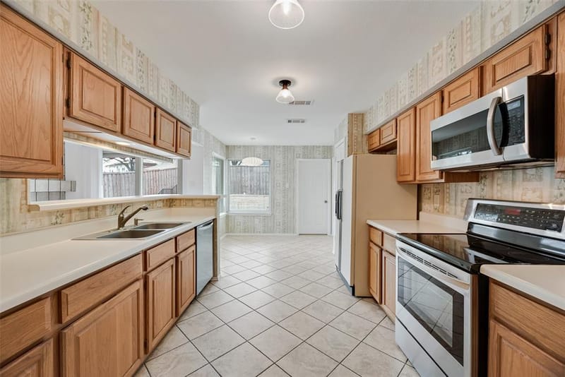 1635 Cemetery Hill Road, Carrollton TX 75007 - Photo 9