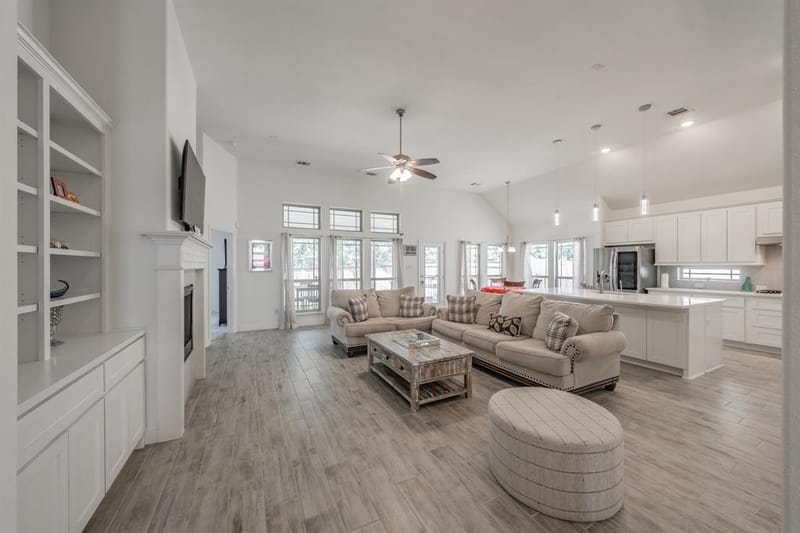 3205 Florence Drive, Corinth TX 76210 - Photo 4