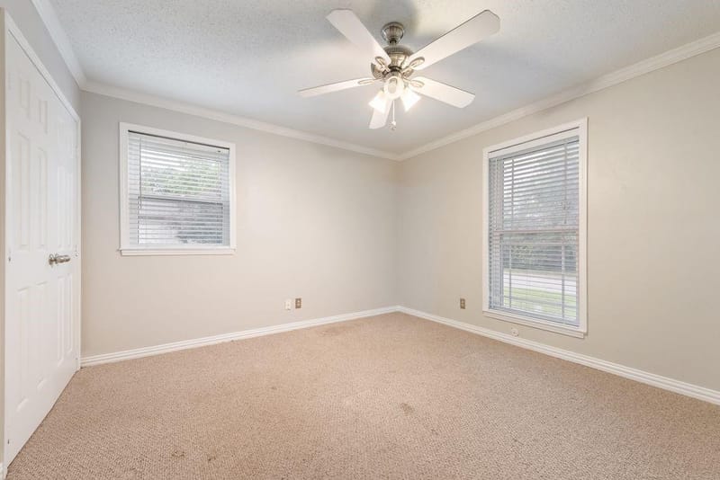 809 Buffalo Drive, Arlington TX 76013 - Photo 12