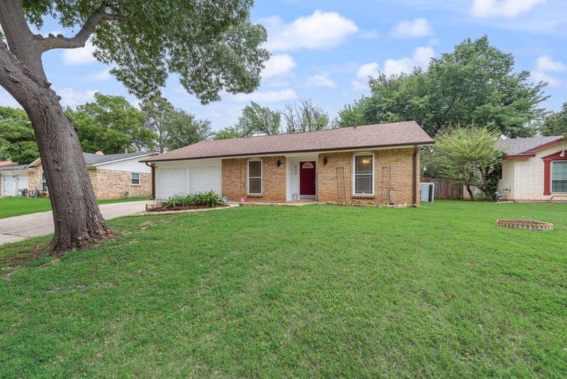 809 Buffalo Drive, Arlington TX 76013 - Photo 25