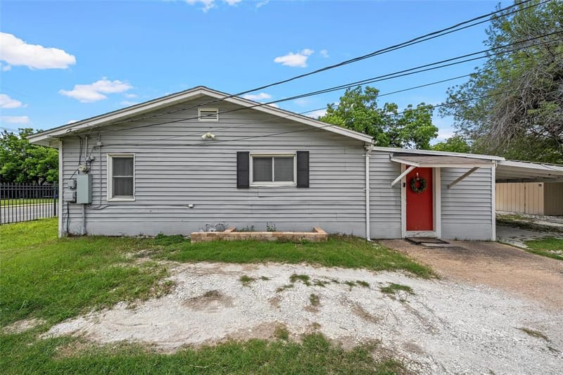 1724 S 18th Street, Waco TX 76706 - Photo 2