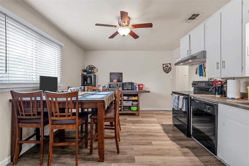 1724 S 18th Street, Waco TX 76706 - Photo 9