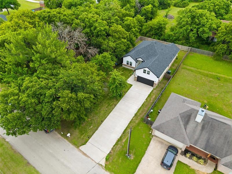 203 Pioneer Drive, Keene TX 76059 - Photo 2