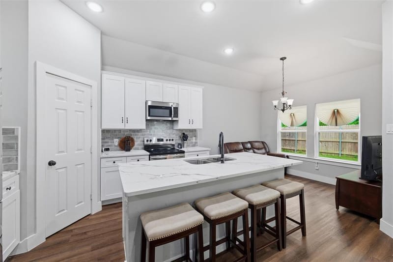 203 Pioneer Drive, Keene TX 76059 - Photo 14