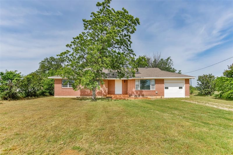 65 Kirby Street, Callisburg TX 76240 - Photo 3