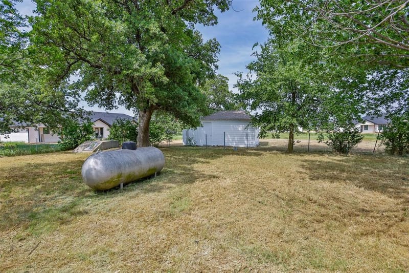 65 Kirby Street, Callisburg TX 76240 - Photo 36