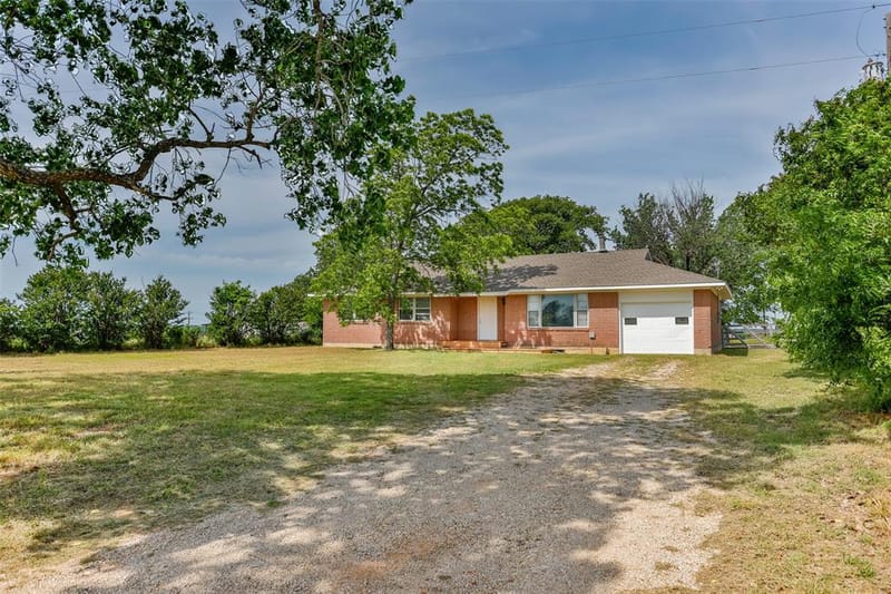 65 Kirby Street, Callisburg TX 76240