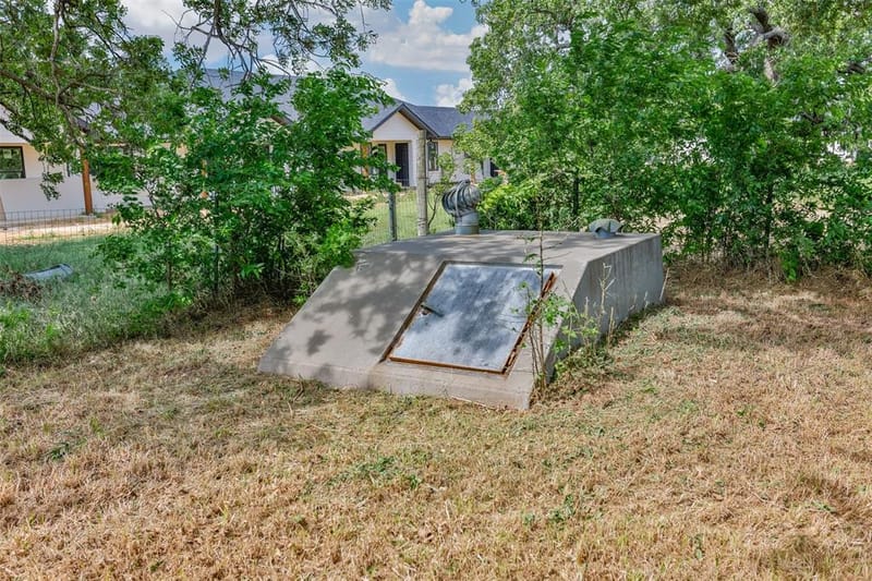 65 Kirby Street, Callisburg TX 76240 - Photo 38